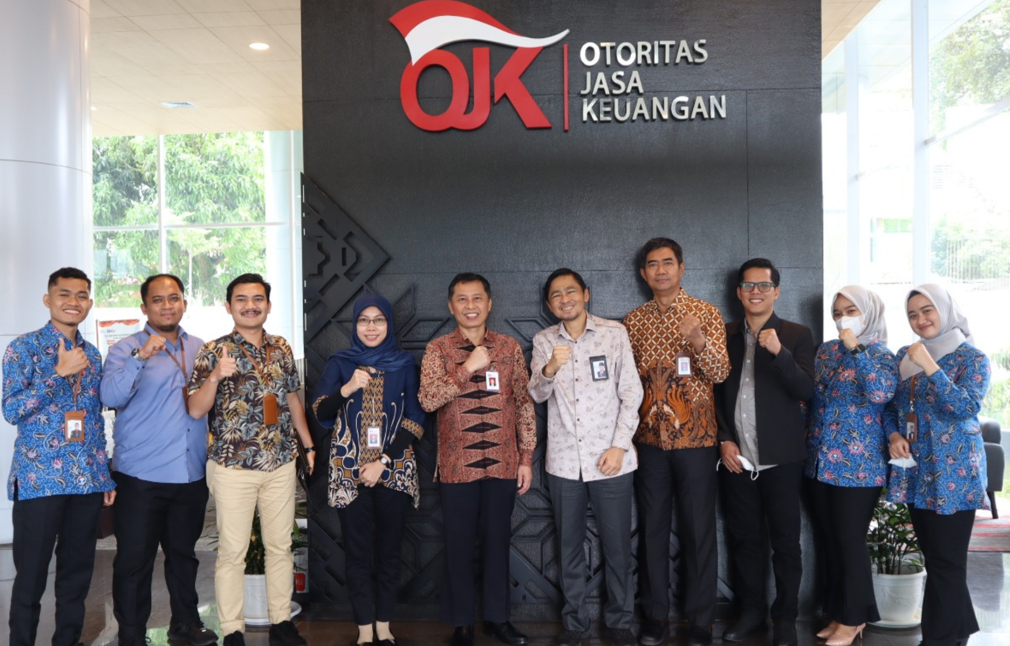optimalkan-layanan-publik-ojk-kr-7-sumbagsel-bersama-ombudsman-ri-sumsel